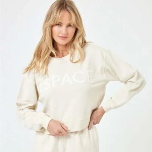 NWT L*Space Cream Activewear Top